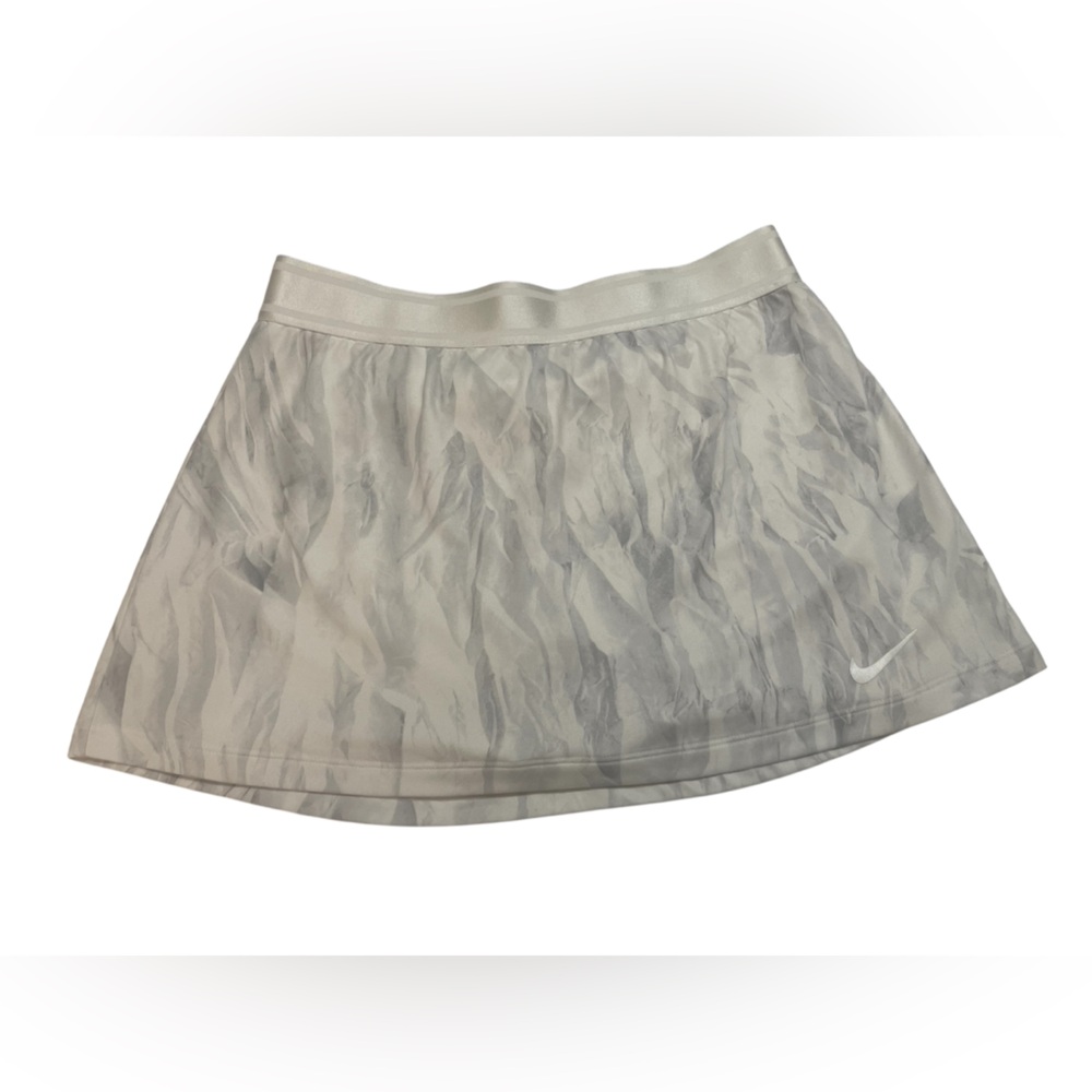 Nike 🤍🩶 Athletic Court Printed Skorts Women's DRI-Fit 🤍 size Small (EUC)